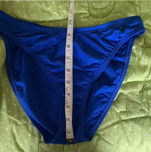 Speedo bottom - Picture 2 of 3